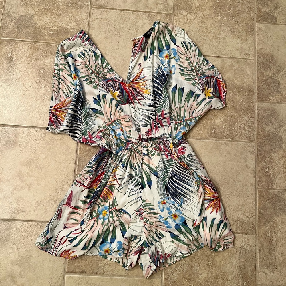 Floral Romper brand new